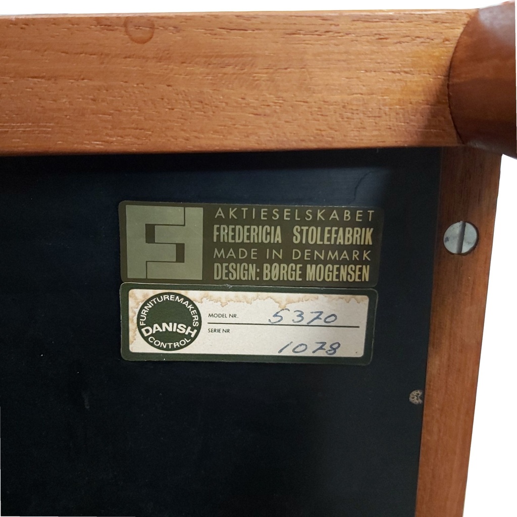 Extra image 3 - Desserte danoise Borge Mogensen pour Frédéricia modèle 5370.